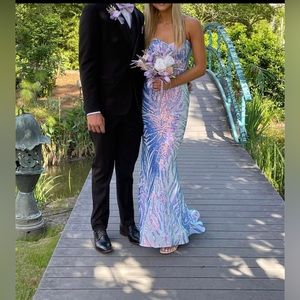 Jovani sequin gown.   Only worn once for 2 hours.   Dress is great condition.